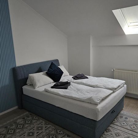 Berzsenyi Apartmanhaz Kaposvar Exterior photo