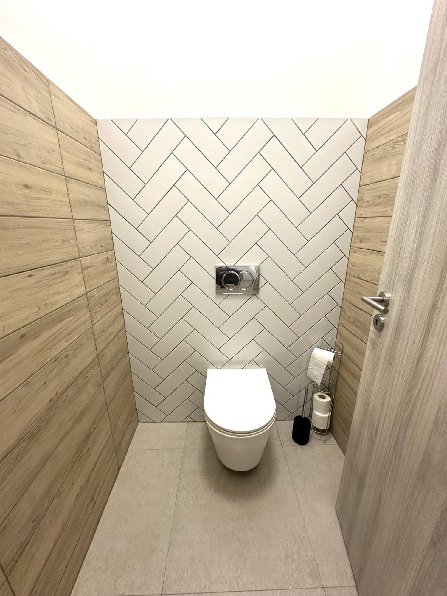 Berzsenyi Apartmanhaz Kaposvar Exterior photo
