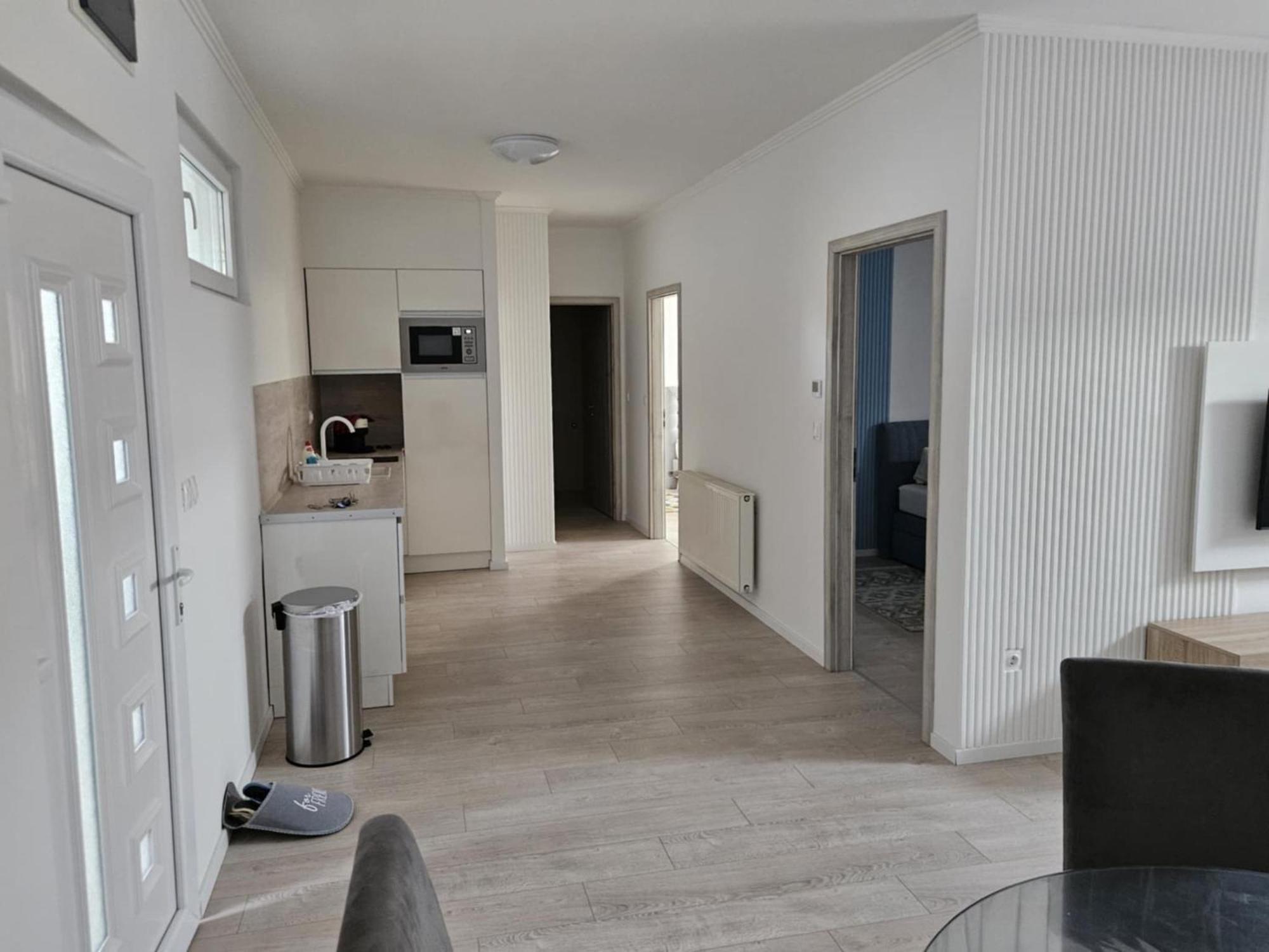 Berzsenyi Apartmanhaz Kaposvar Exterior photo
